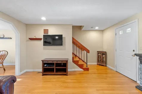 123 Cannongate Iii Road Nashua NH 03063