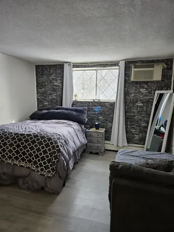 2 Silvestri Circle Derry NH 03038