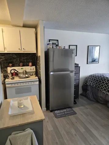 2 Silvestri Circle Derry NH 03038