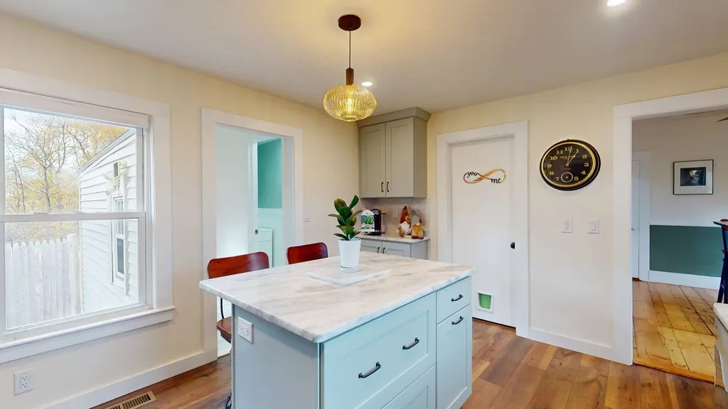 12 Avon Street Concord NH 03301