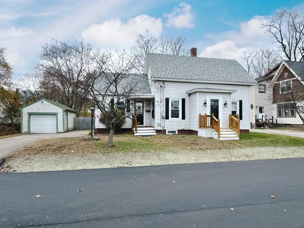 12 Avon Street Concord NH 03301