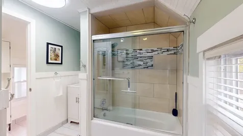 12 Avon Street Concord NH 03301