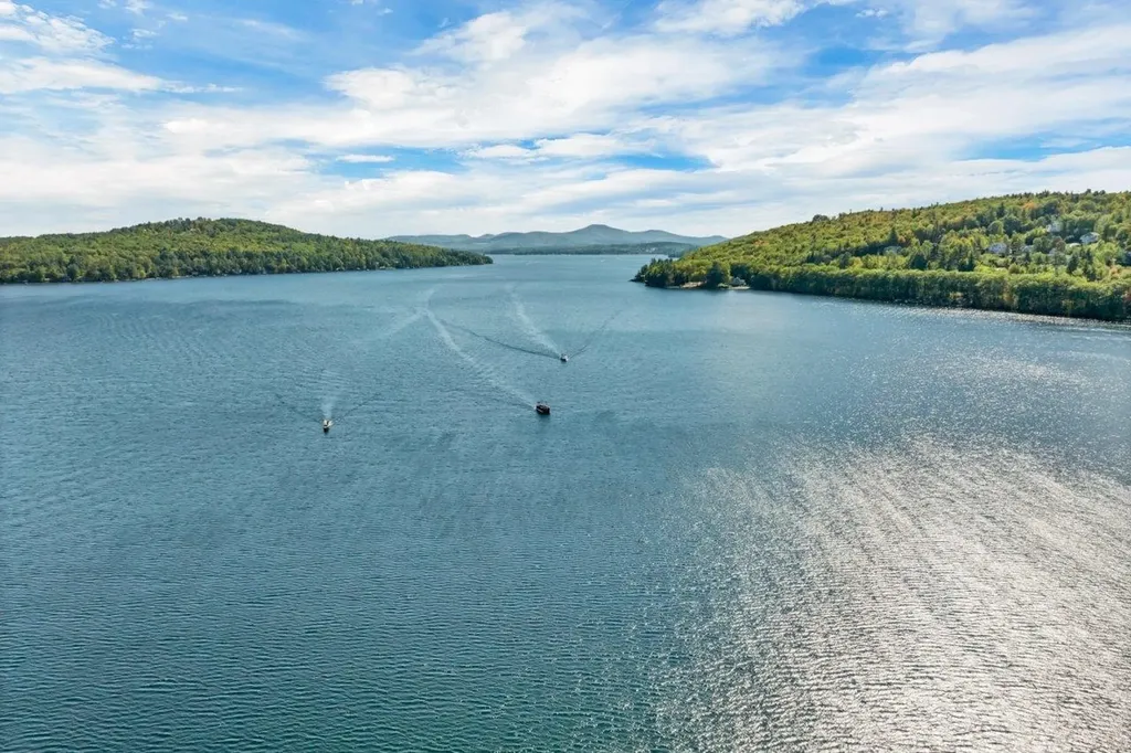 75 Neal Shore Road Meredith NH 03253