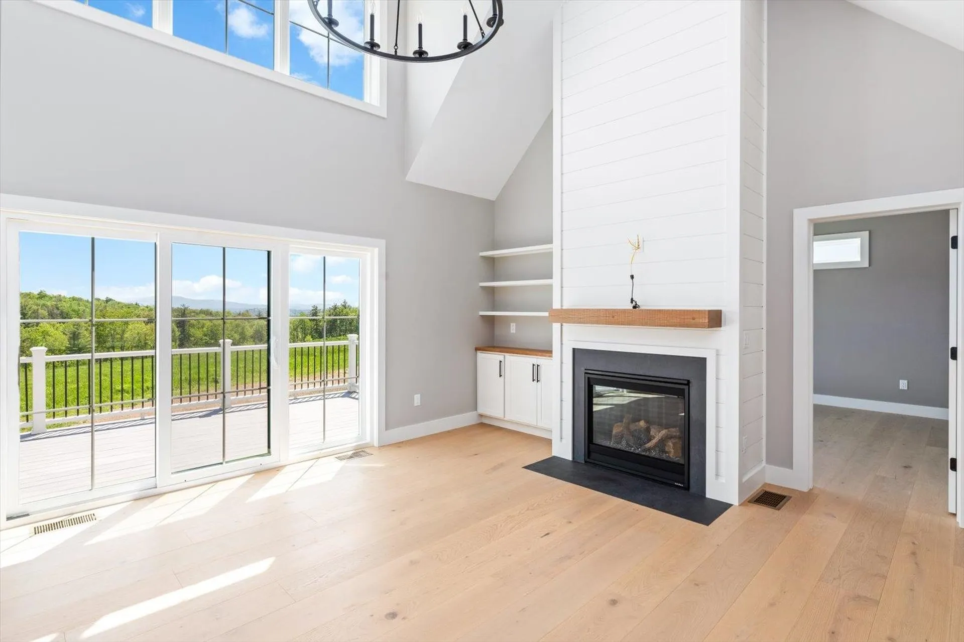 60 Roberts Drive Jaffrey NH 03452