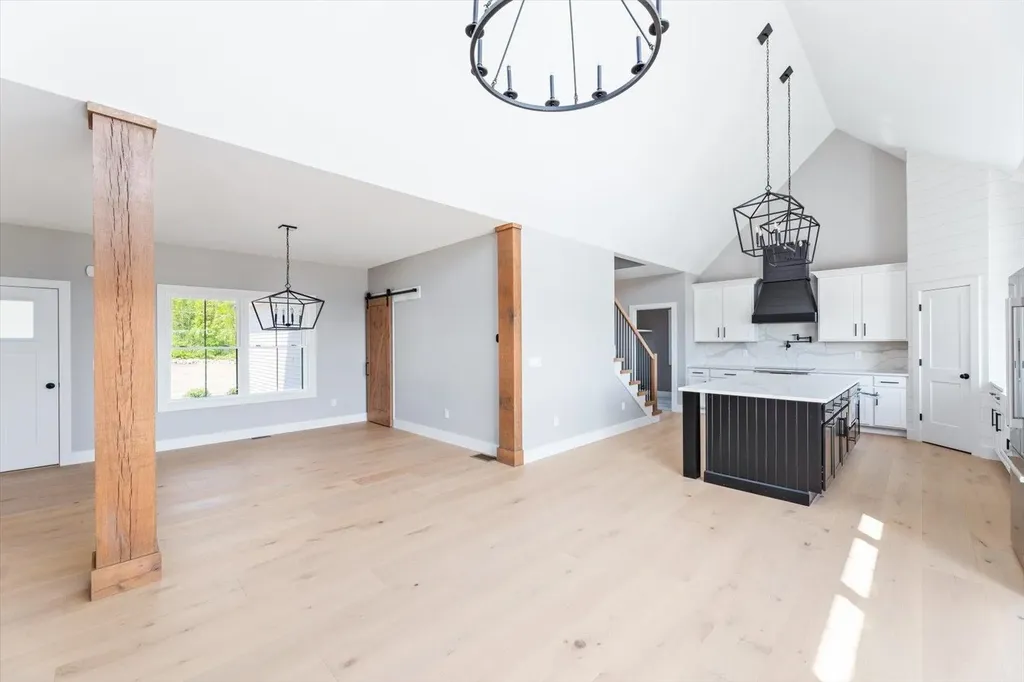 60 Roberts Drive Jaffrey NH 03452