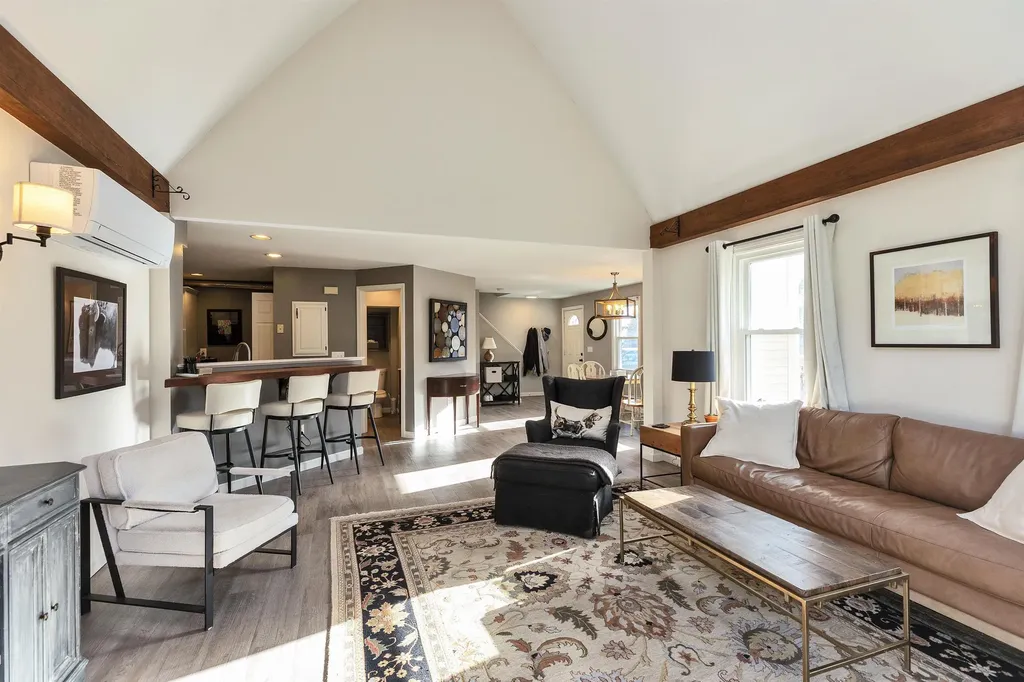 18 West Ridge Drive Peterborough NH 03458