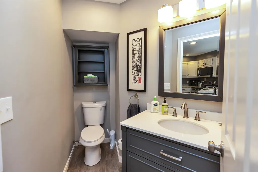 18 West Ridge Drive Peterborough NH 03458