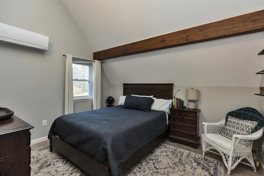 18 West Ridge Drive Peterborough NH 03458