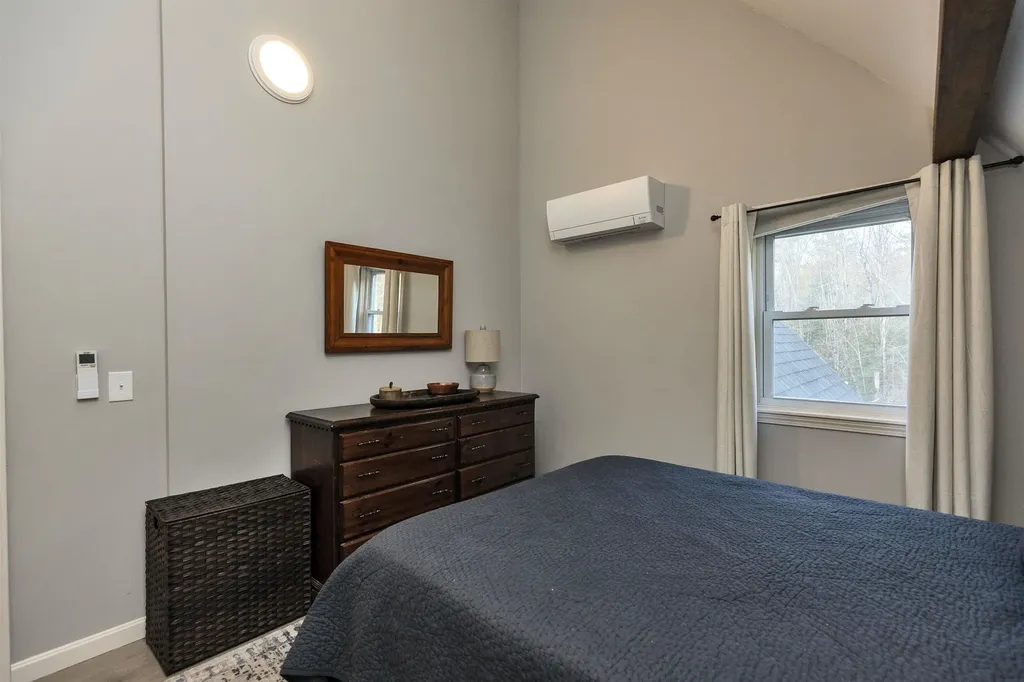 18 West Ridge Drive Peterborough NH 03458