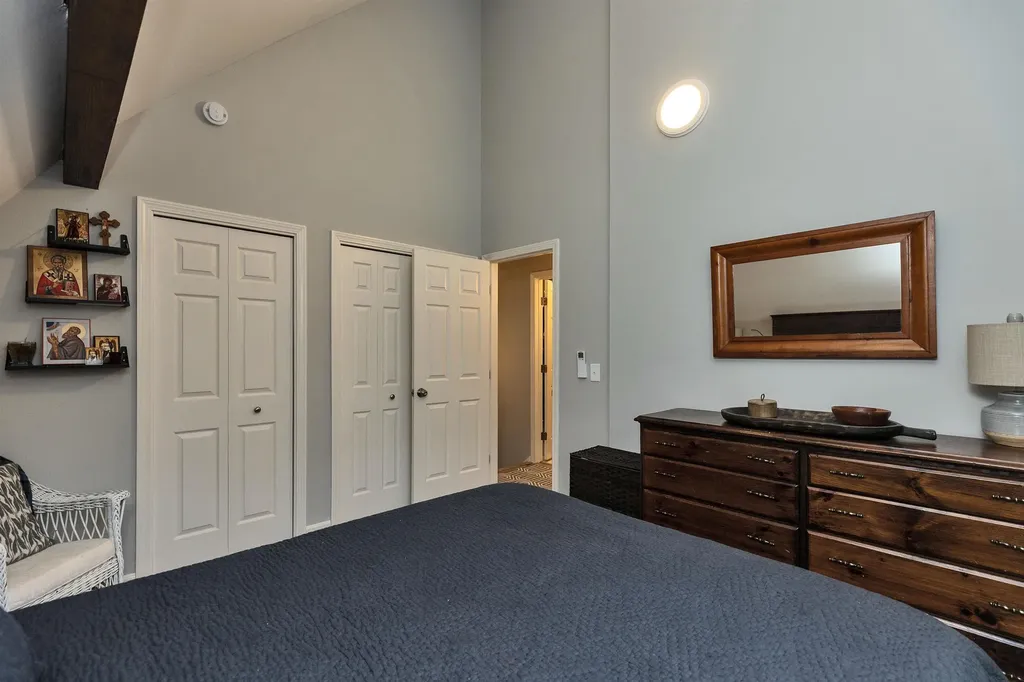 18 West Ridge Drive Peterborough NH 03458