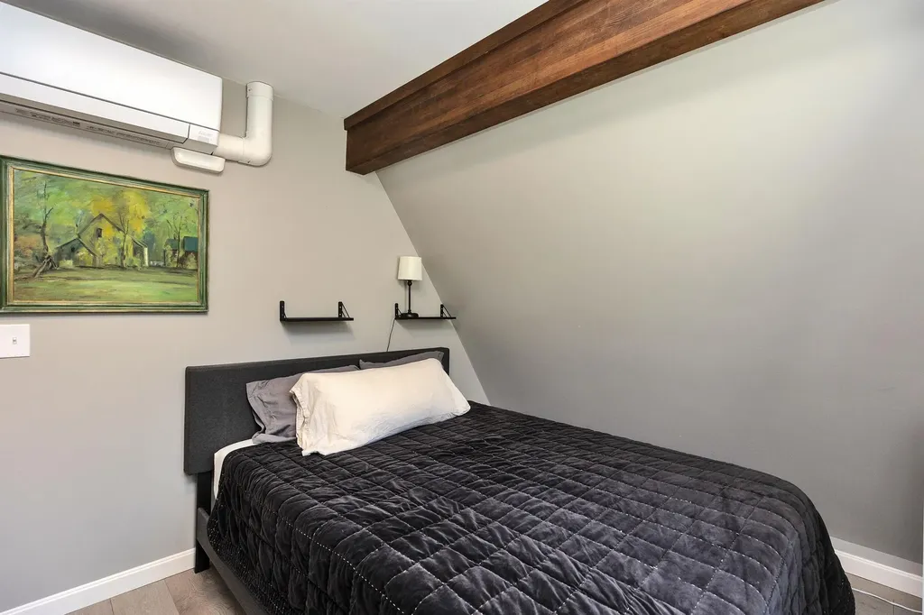 18 West Ridge Drive Peterborough NH 03458