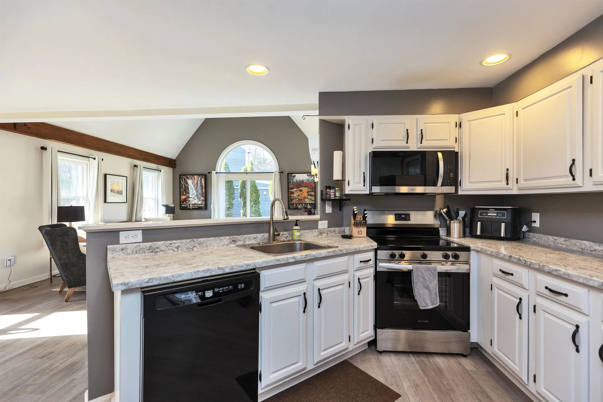 18 West Ridge Drive Peterborough NH 03458