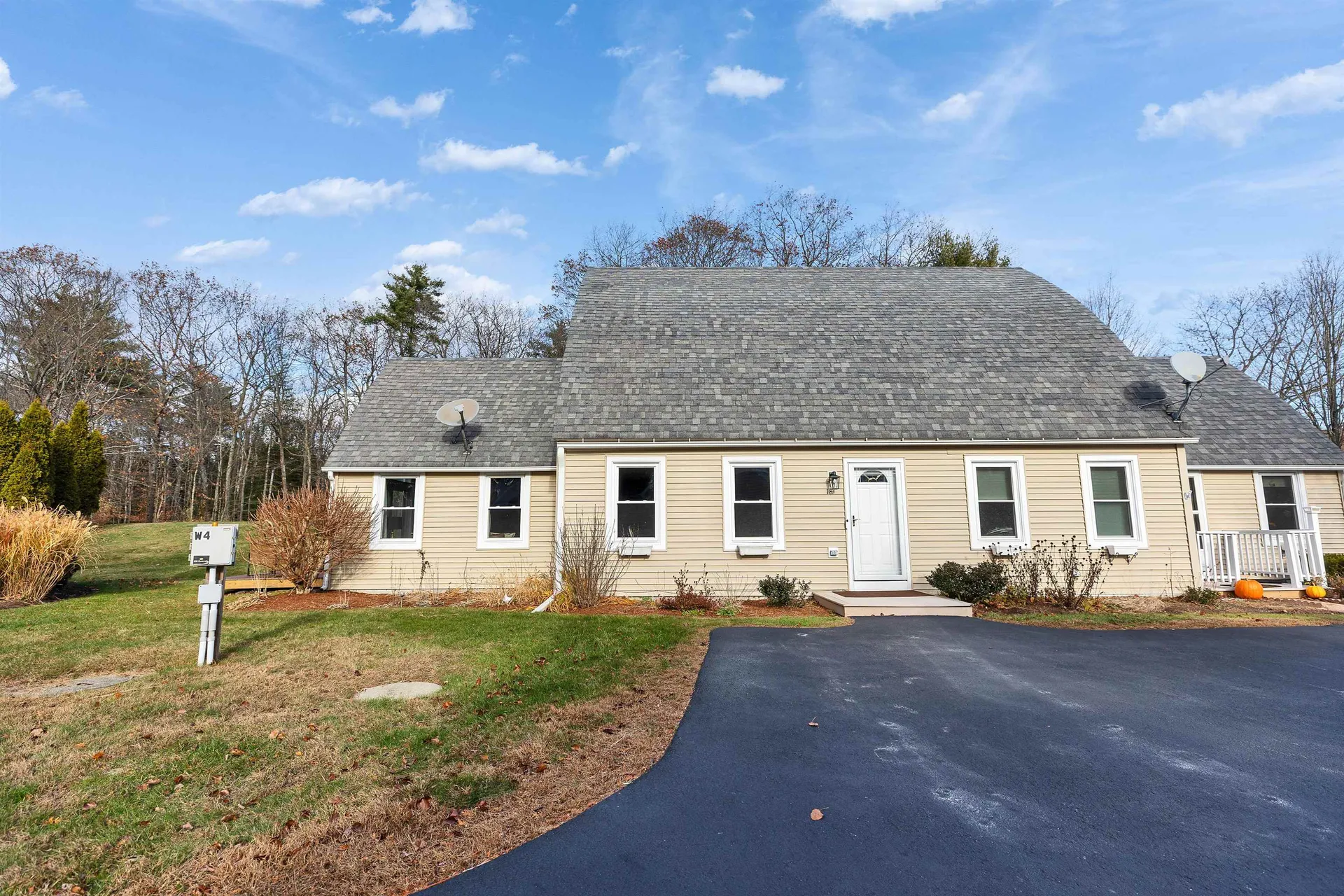 18 West Ridge Drive Peterborough NH 03458