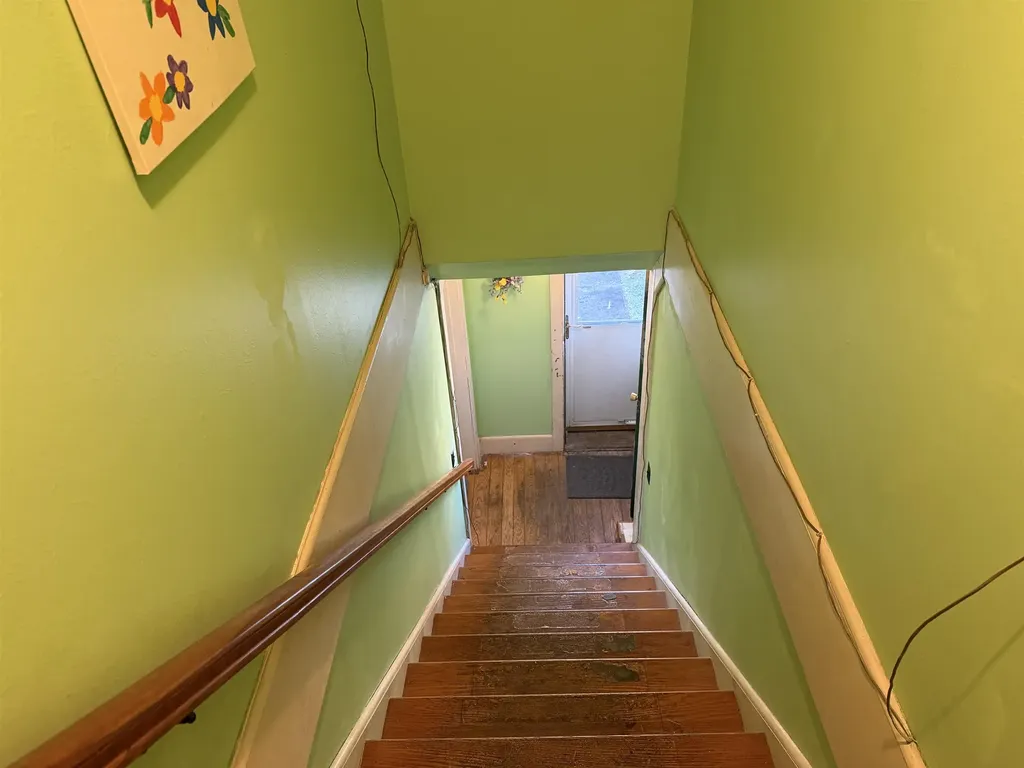 5 Pleasant Street Bristol VT 05443