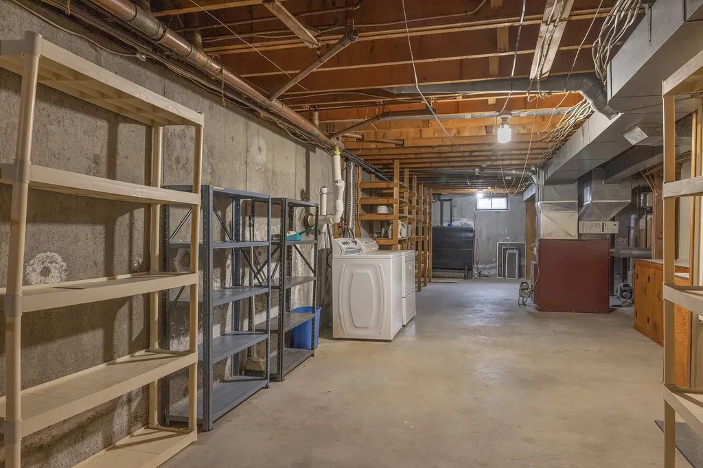 38 Woodwell's Garrison Road Hopkinton NH 03229