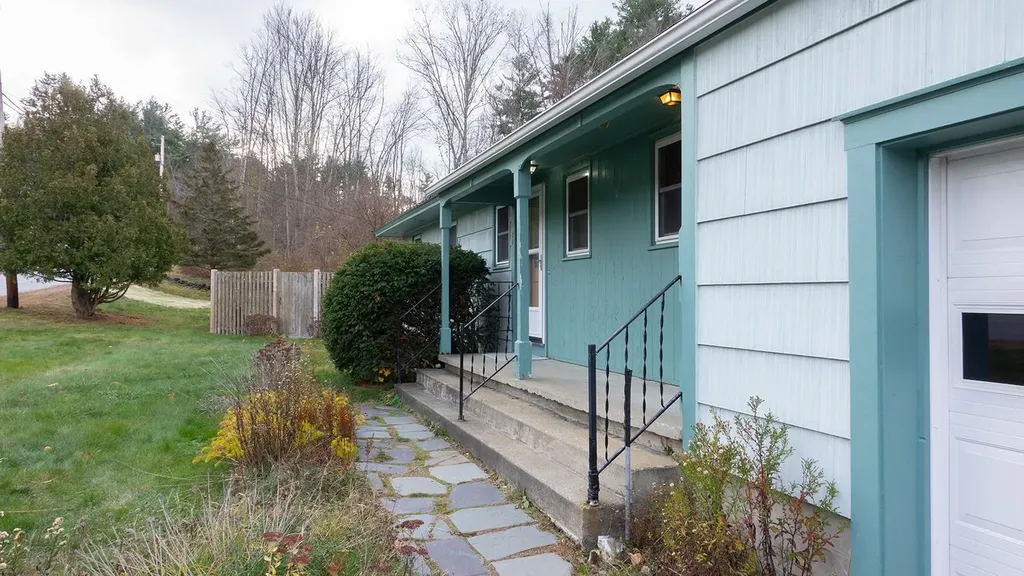 38 Woodwell's Garrison Road Hopkinton NH 03229