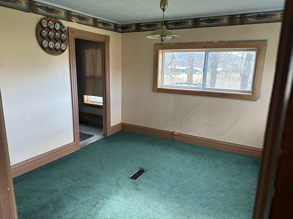 2652 Vt Route 133 Pawlet VT 05761