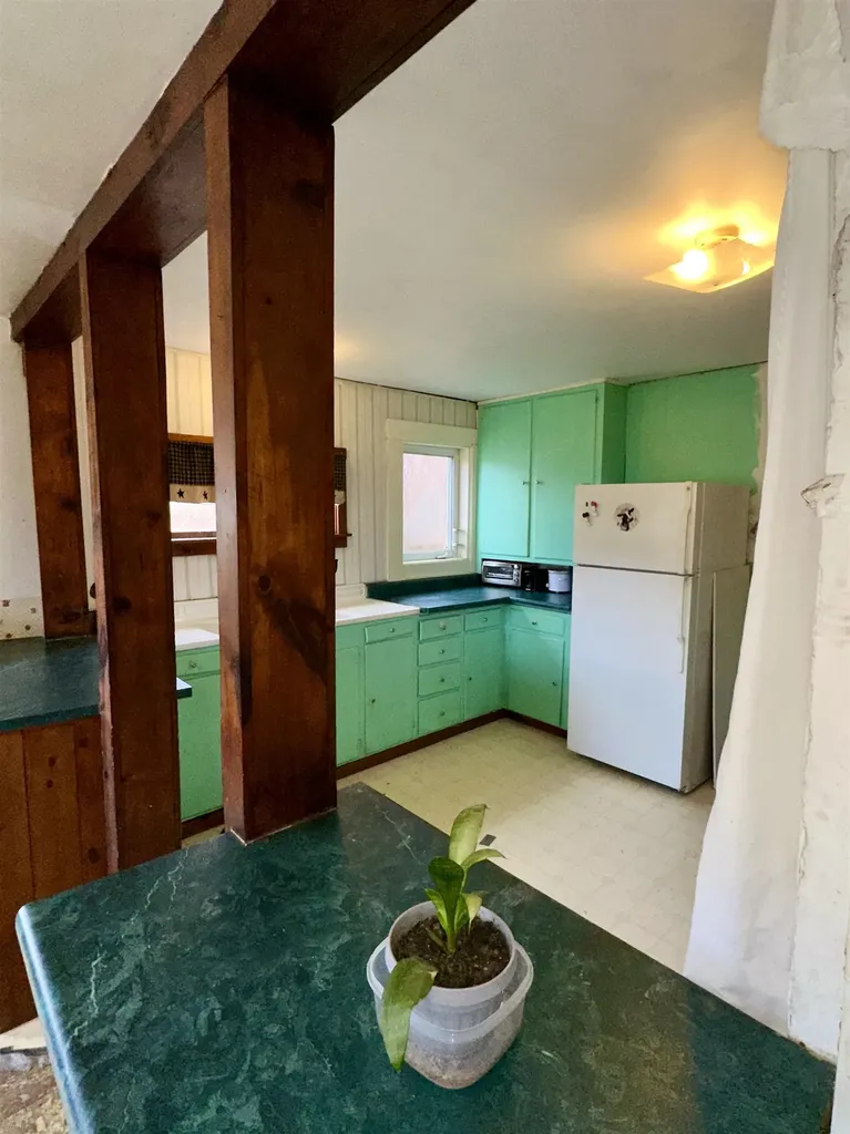 2652 Vt Route 133 Pawlet VT 05761