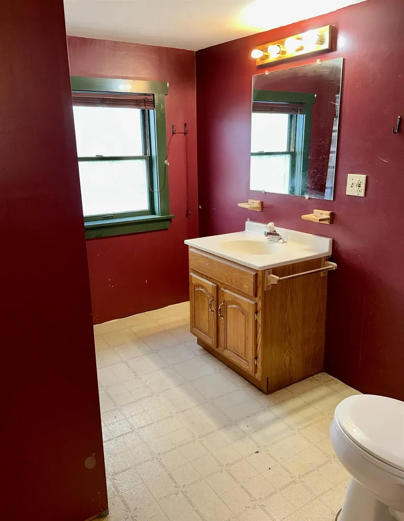 2652 Vt Route 133 Pawlet VT 05761