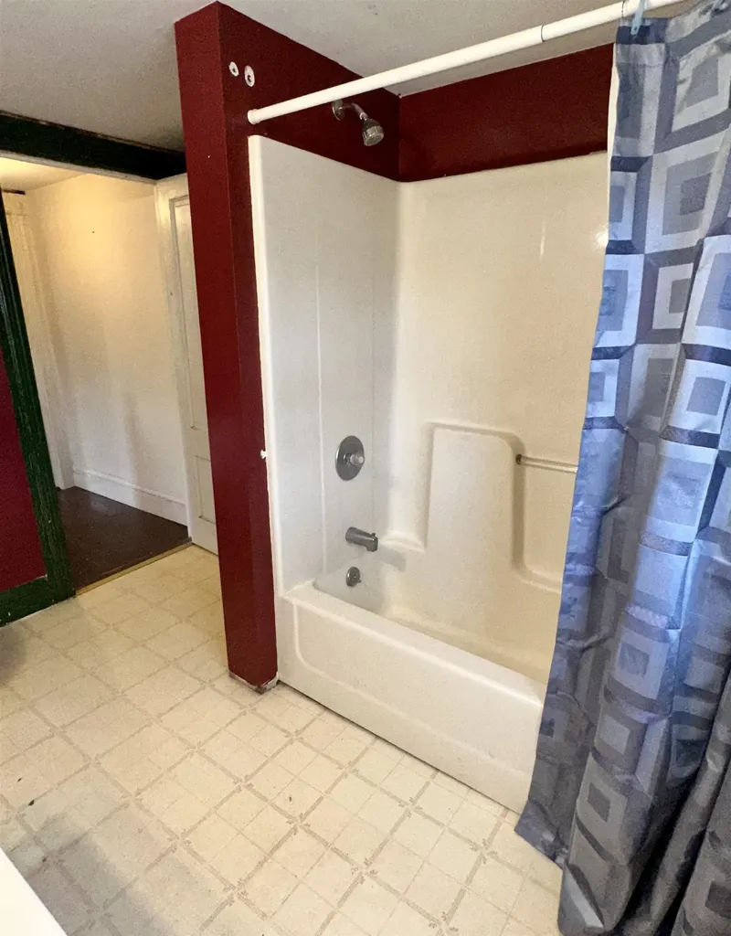 2652 Vt Route 133 Pawlet VT 05761