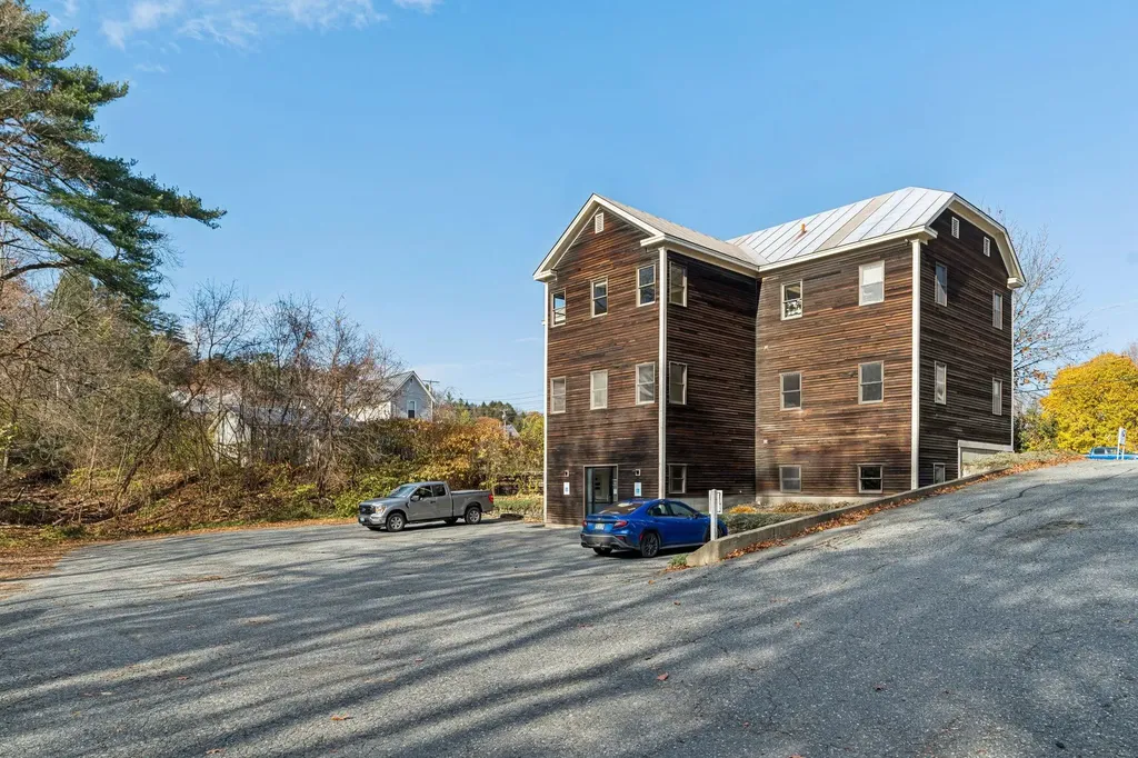 61 Depot Street Hartford VT 05001