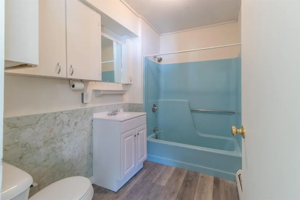 428 Coventry Street Newport City VT 05855