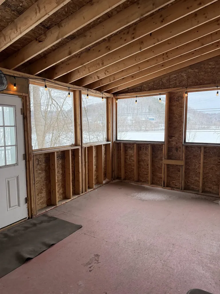 428 Coventry Street Newport City VT 05855