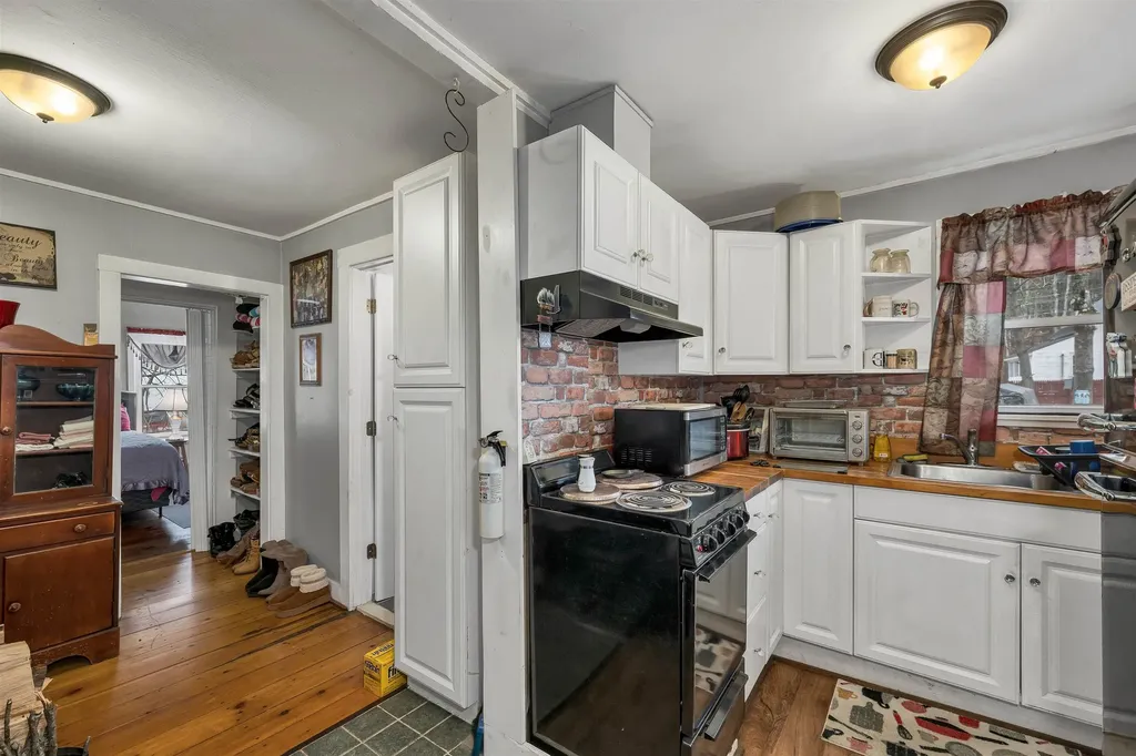 14 Folsom Road Ossipee NH 03814