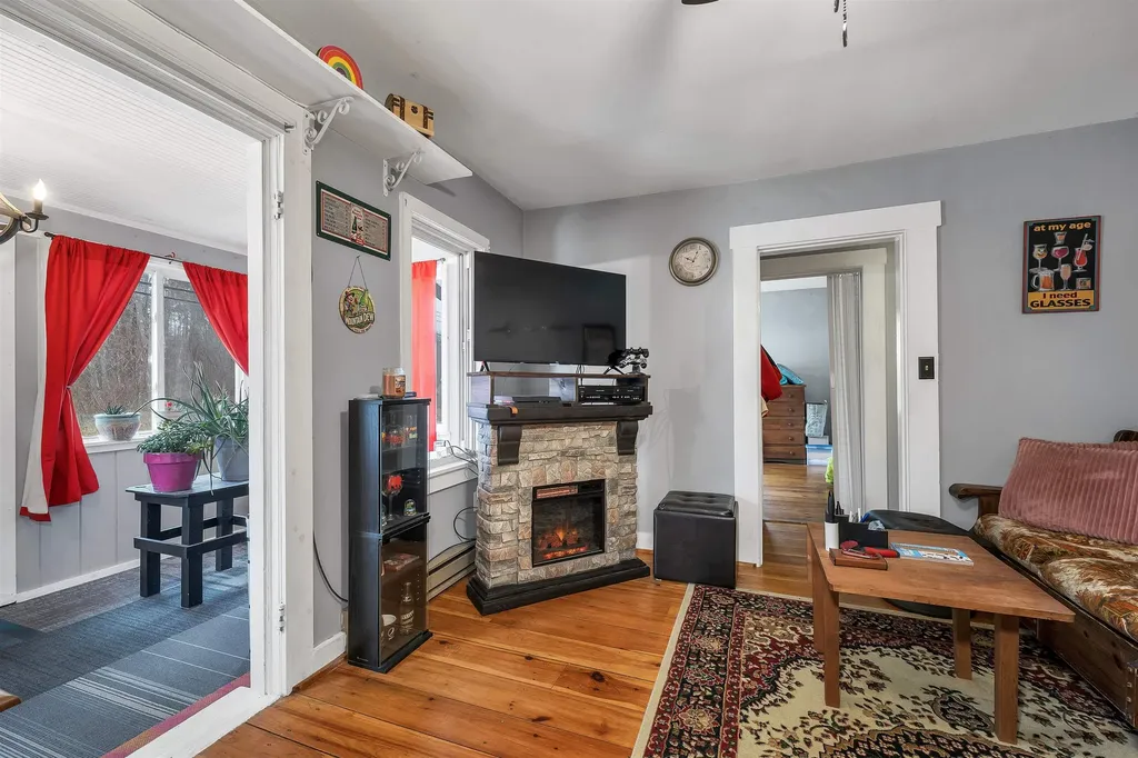 14 Folsom Road Ossipee NH 03814