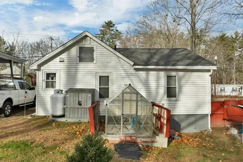 14 Folsom Road Ossipee NH 03814