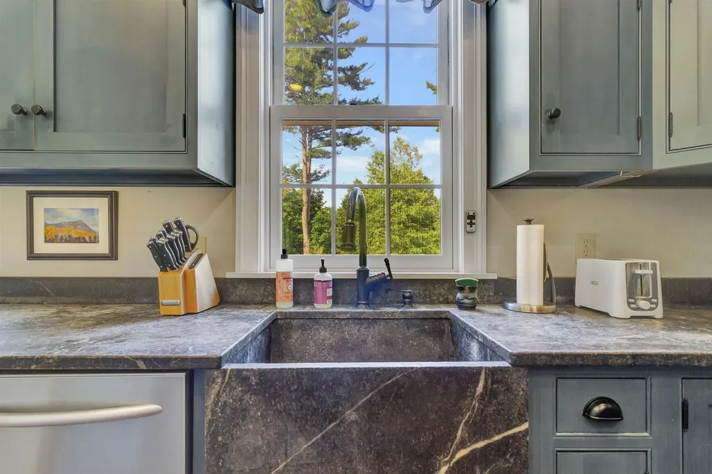 810 Quarry Road Chester VT 05143