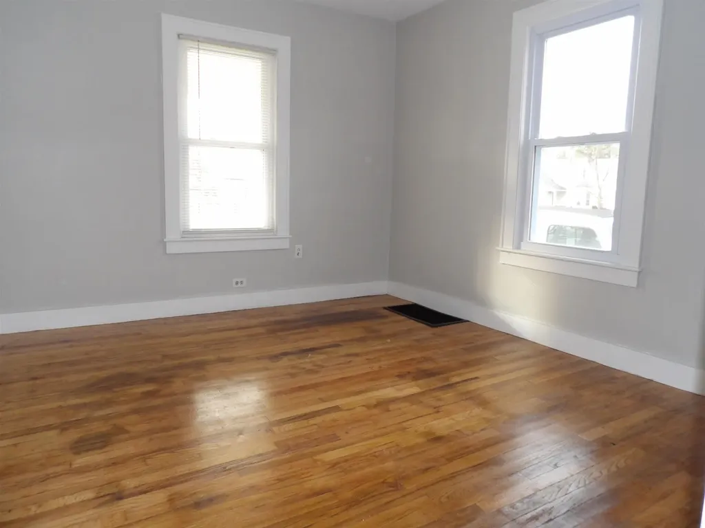 34 Stratton Road Rutland City VT 05701