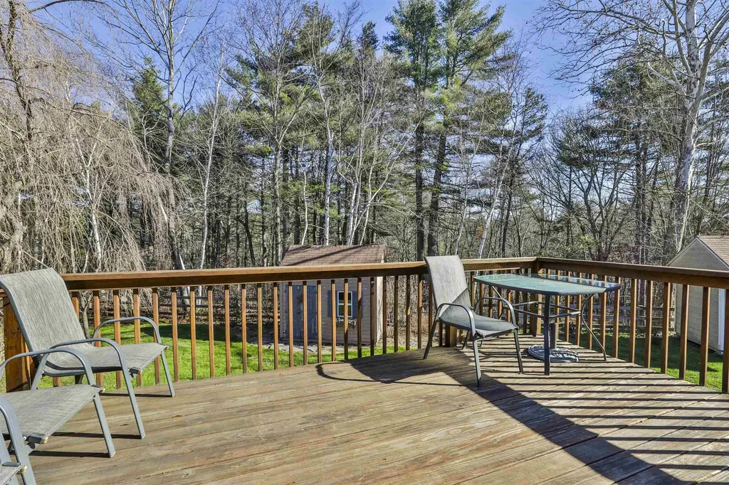 5B Mustang Court Goffstown NH 03045