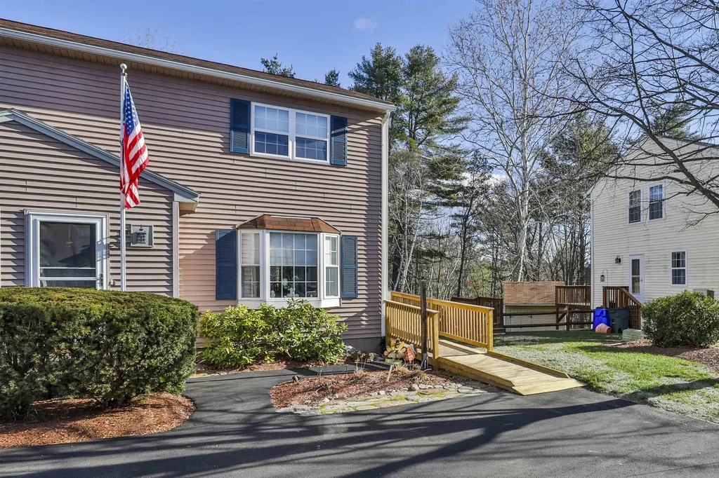 5B Mustang Court Goffstown NH 03045