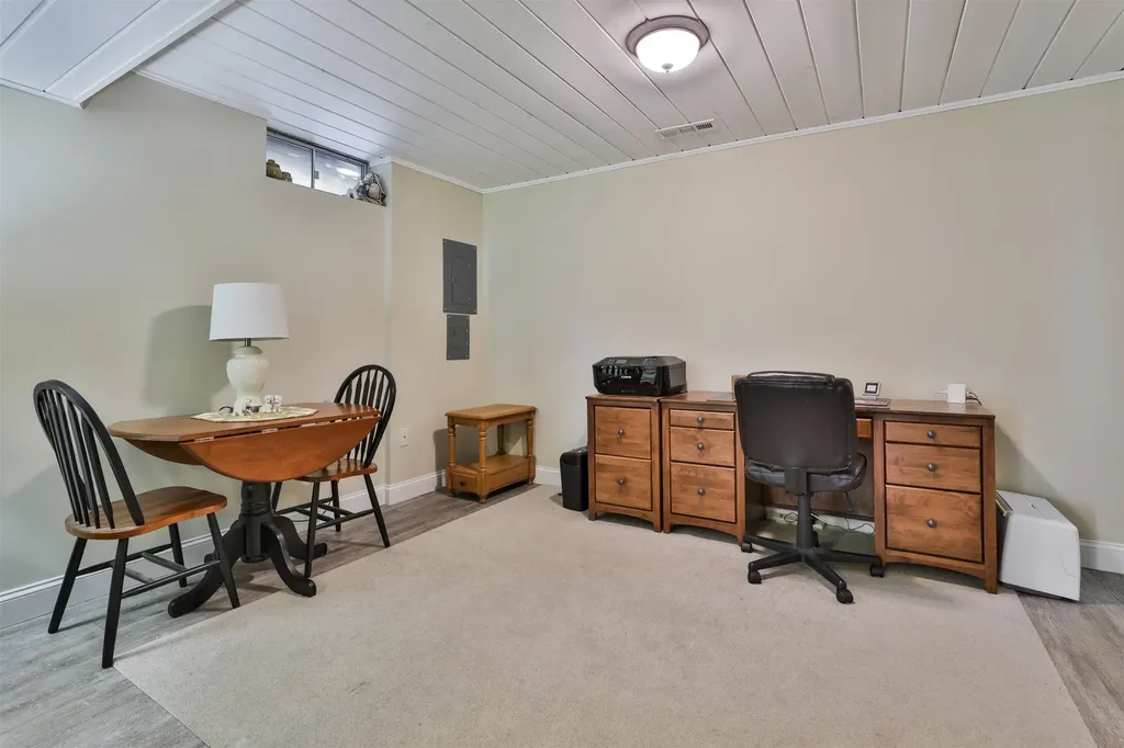 5B Mustang Court Goffstown NH 03045