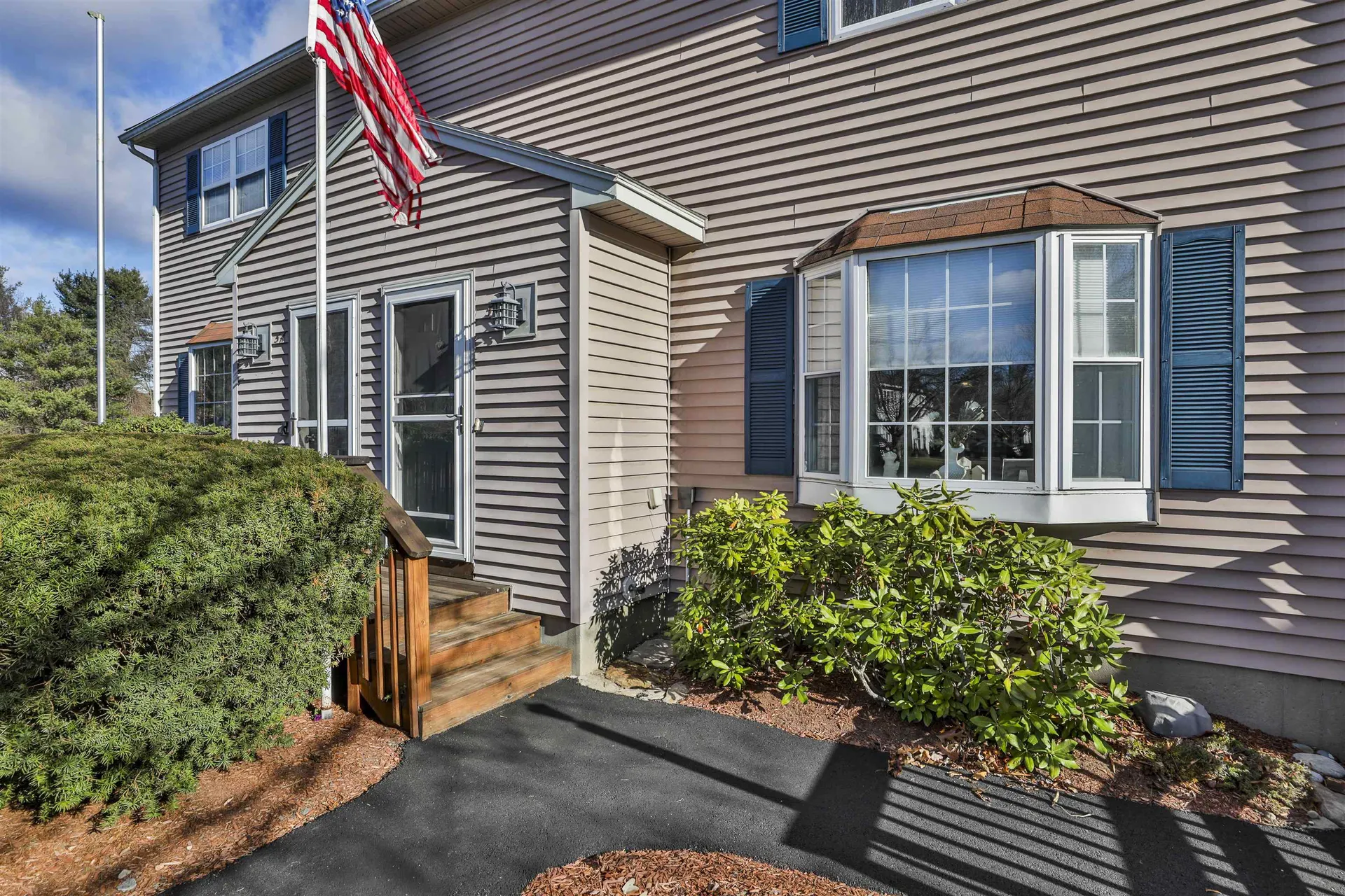 5B Mustang Court Goffstown NH 03045