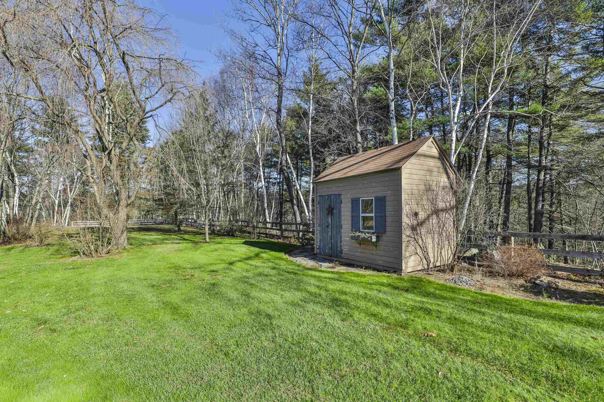 5B Mustang Court Goffstown NH 03045