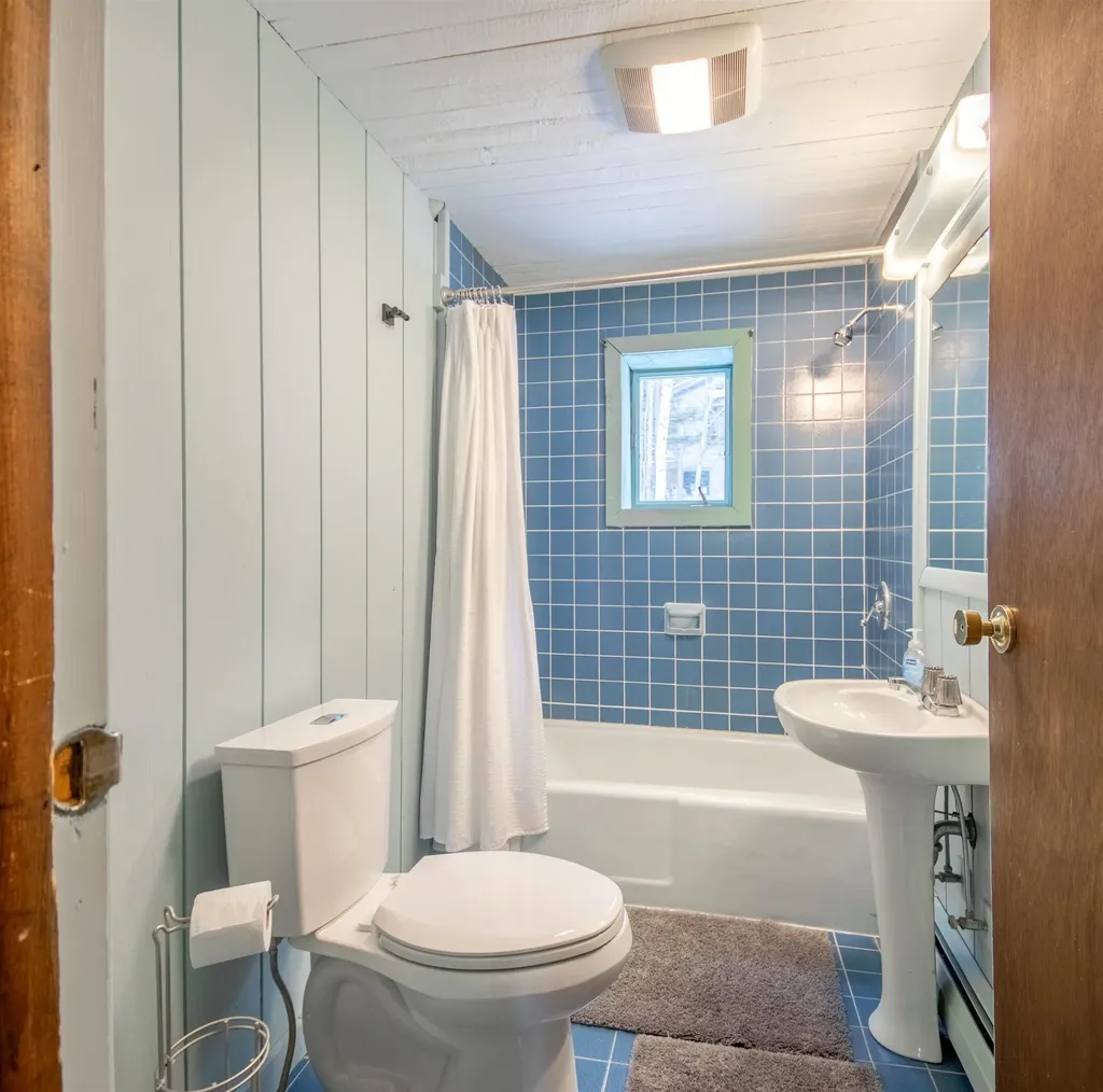 261 Handle Road Dover VT 05356