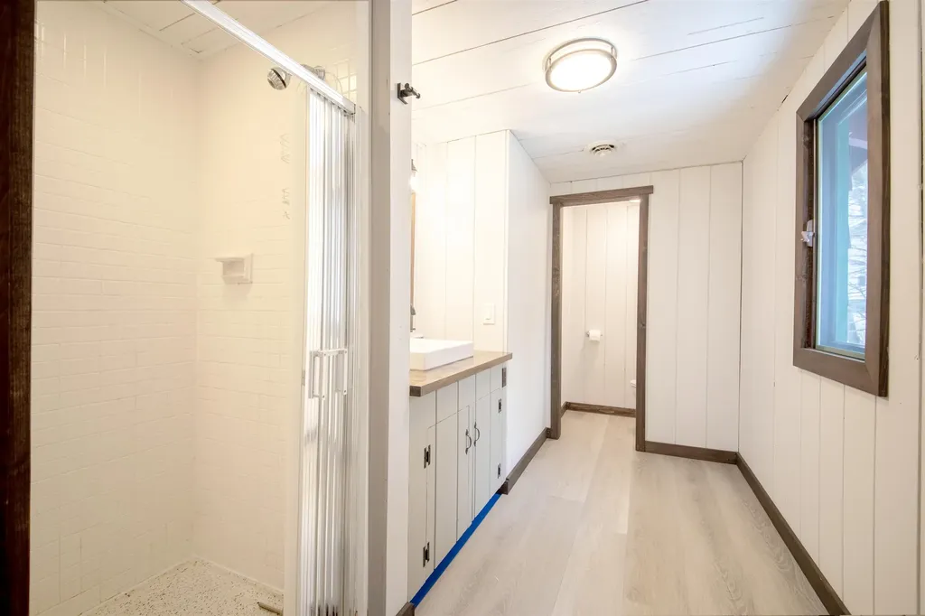 261 Handle Road Dover VT 05356