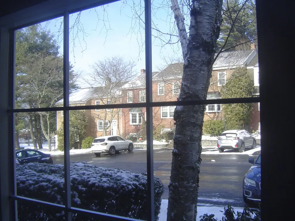 63 Derryfield Court Manchester NH 03104