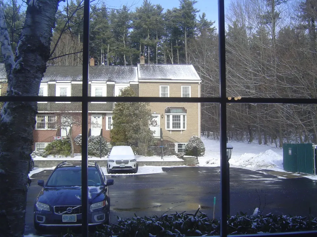 63 Derryfield Court Manchester NH 03104