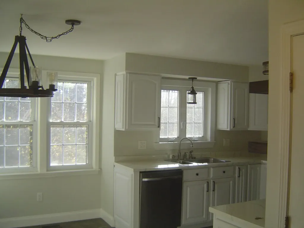 63 Derryfield Court Manchester NH 03104