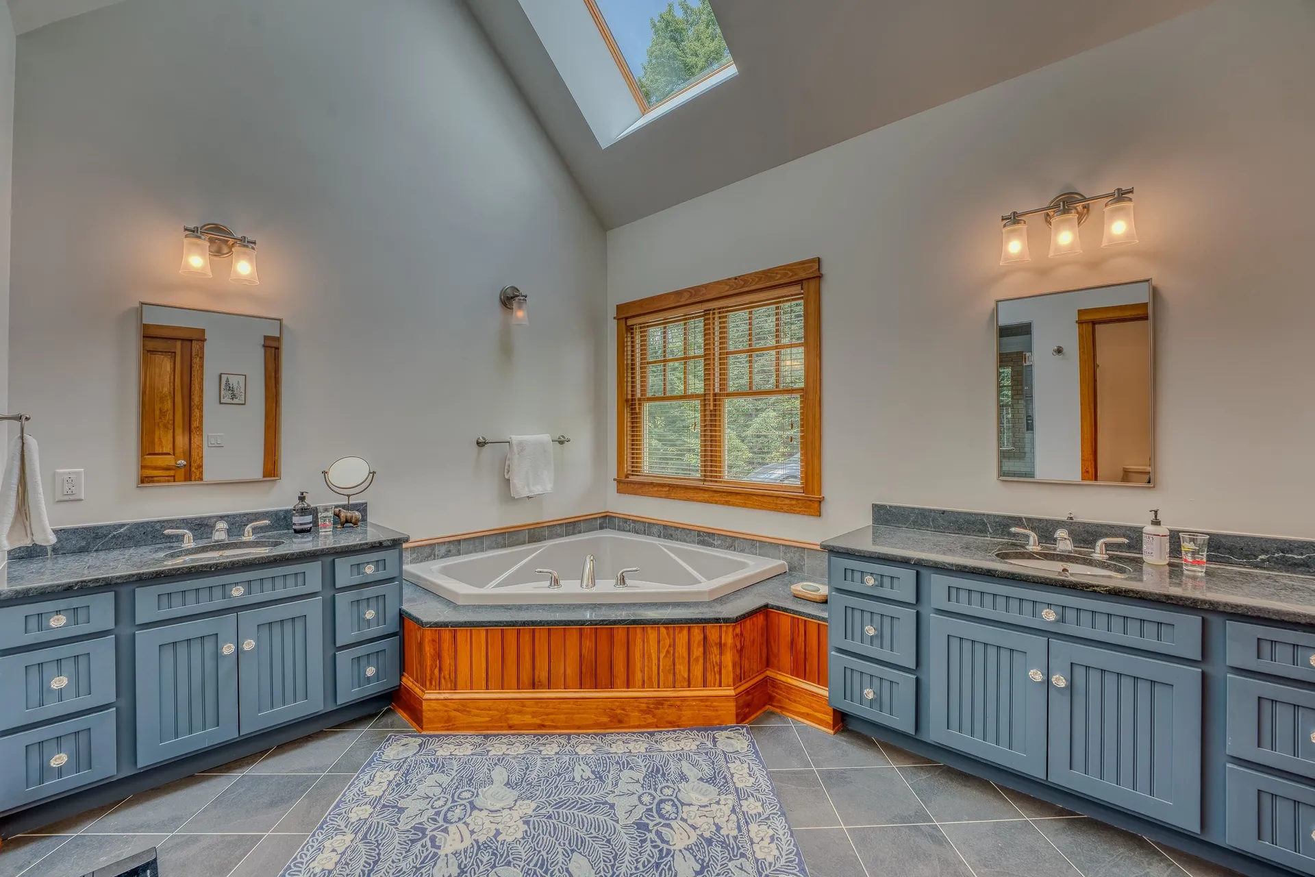 185 Notchway Drive Franconia NH 03580