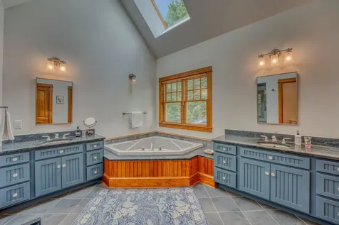 185 Notchway Drive Franconia NH 03580