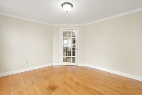 63 Dexter Street Nashua NH 03060