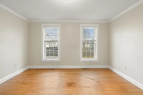 63 Dexter Street Nashua NH 03060