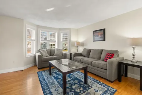 63 Dexter Street Nashua NH 03060