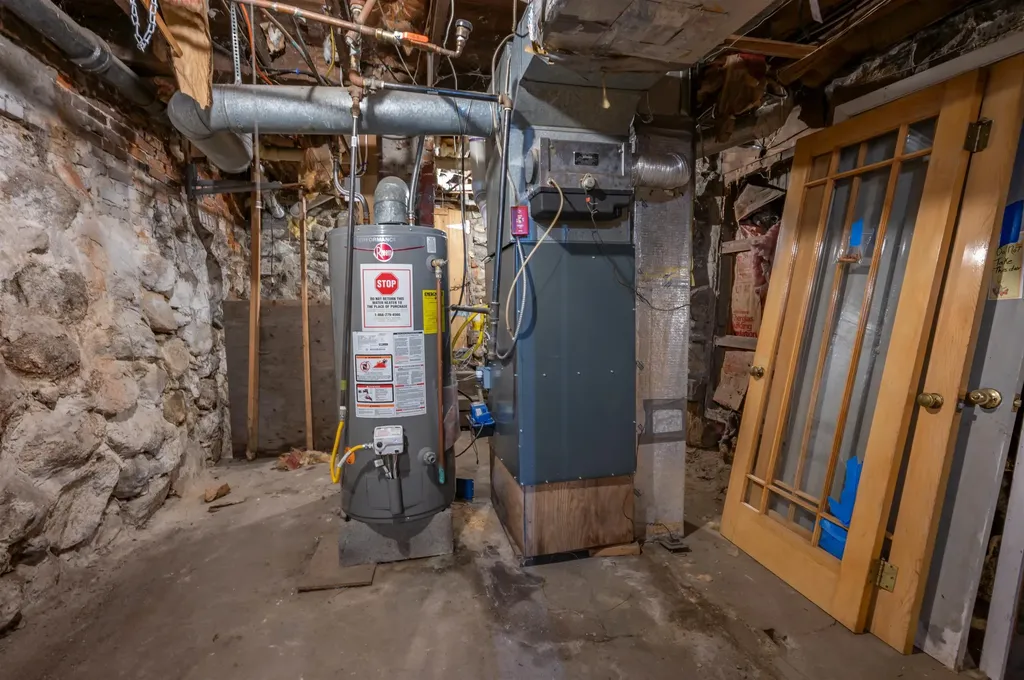 459 Central Street Manchester NH 03103