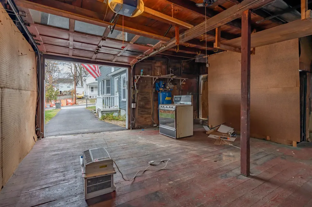 459 Central Street Manchester NH 03103