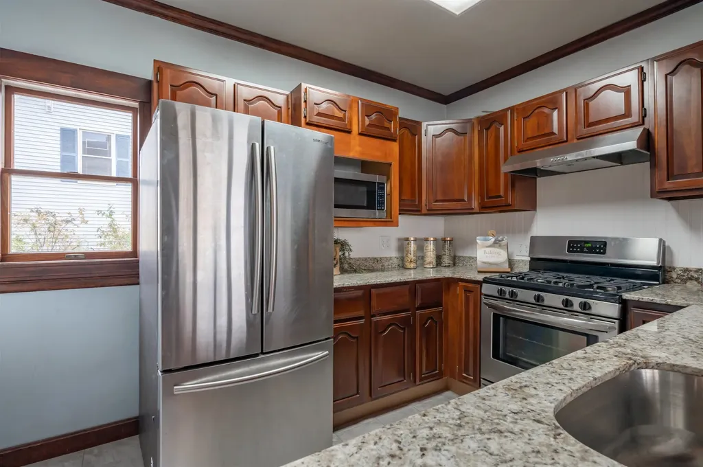 459 Central Street Manchester NH 03103